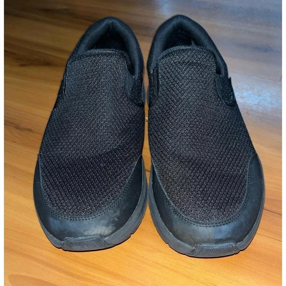 Mens Skechers Equalizer 5.0 Black Walking Arch Fit  Slip On Shoes